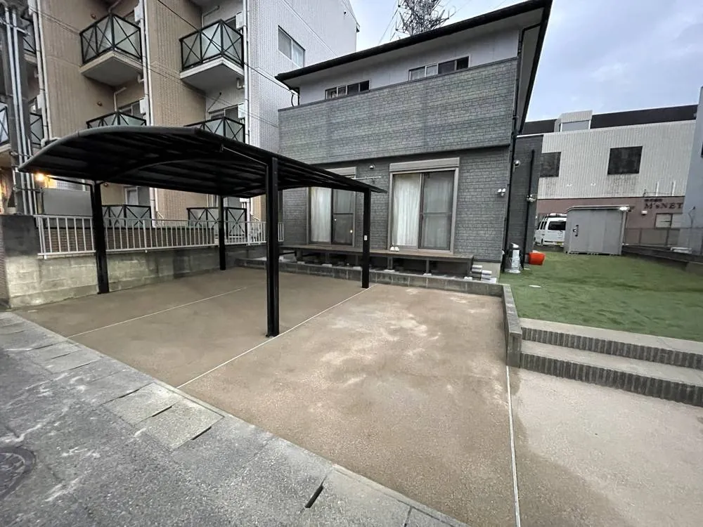 志免町 T様邸 外壁・屋根塗装工事 施工後の外観(別アングル)